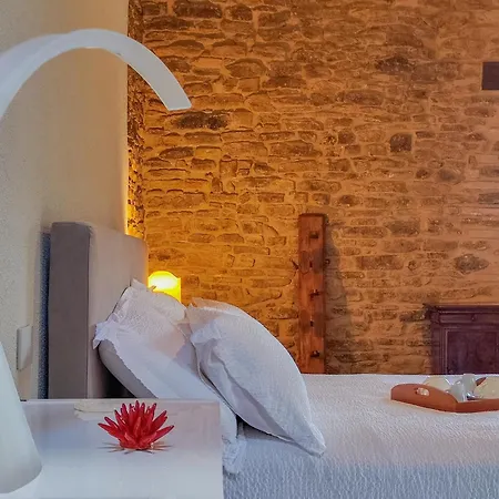 La Fonte Delle Faranghe By Host Hero Esanatoglia