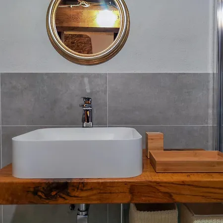 La Fonte Delle Faranghe By Host Hero Esanatoglia