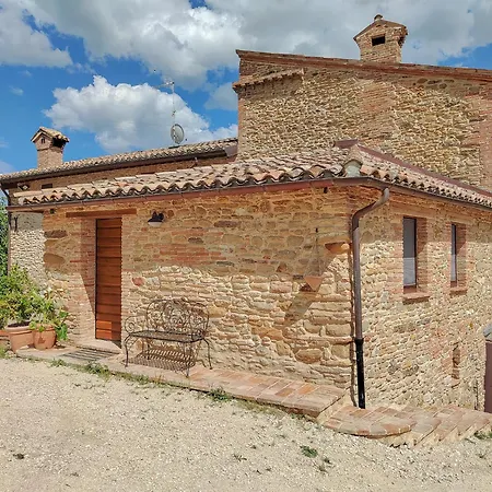 La Fonte Delle Faranghe By Host Hero 4*