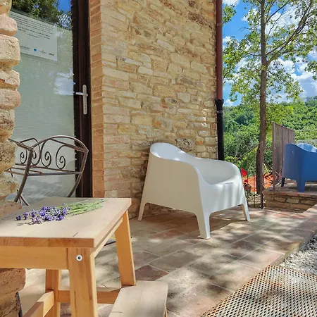 Bed & Breakfast La Fonte Delle Faranghe By Host Hero